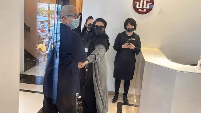 大S具俊曄送別小S公公!大S穿搭奇怪仍漂亮,具俊曄瘦了不少!