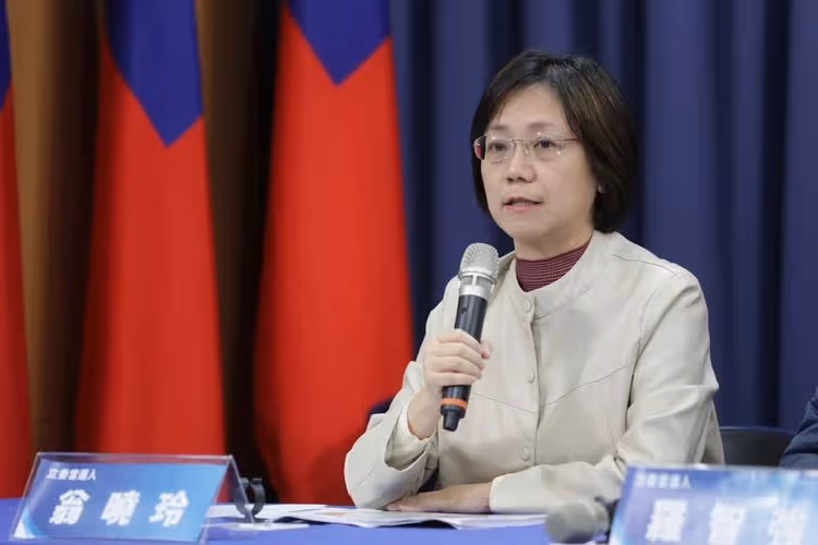 翁曉玲「質詢是上對下」慘遭學界打臉　綠委加碼酸：政治判斷顯然有問題