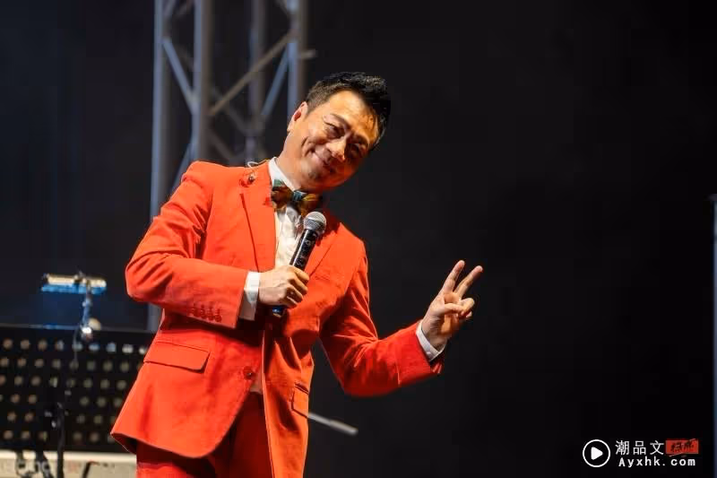 薛家燕馬來西亞開唱 「叉錯腳」絆倒自己!陳展鵬、馬德鍾即時攙扶