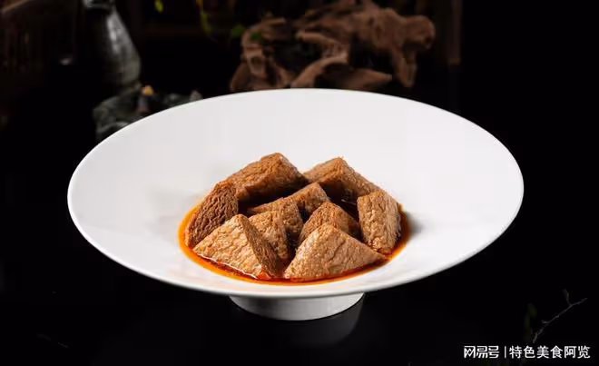 葷食界的素領袖！迷人的素燒鵝，讓你盡享素食的美味與魅力！