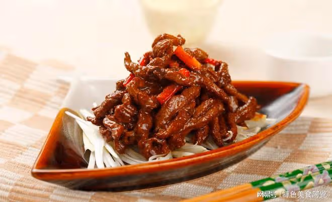 香嫩多汁，經典美味！手把手教您製作正宗京醬肉絲