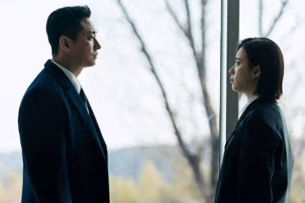 《異能》韓孝周回歸懸疑新作!飆戲《屍戰》朱智勛 最新劇照曝光
