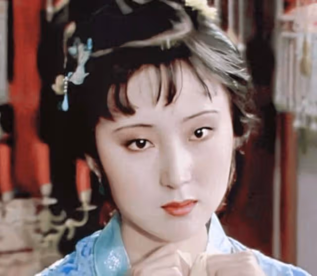 看看剛進劇組的陳曉旭，就知道王扶林為何堅持讓她出演黛玉