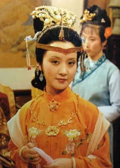 鄧婕的一張照片，曝光張國立「人設」：多年婚姻，寵妻是假的
