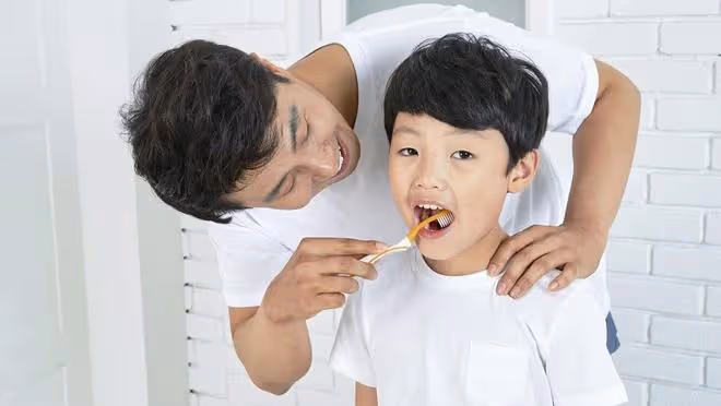 全款給兒子買婚房,主動伺候月子,卻被親家打上門,我的命太苦了