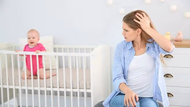 全款給兒子買婚房,主動伺候月子,卻被親家打上門,我的命太苦了