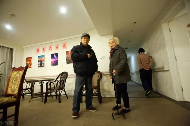 80歲老人坦言:住過養老院去過兒女家,才明白晚年最好歸宿在哪裡