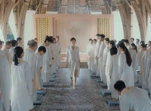 《唐人街探案2》納文是誰害死的？《唐人街探案2》小茶扮演者是誰？