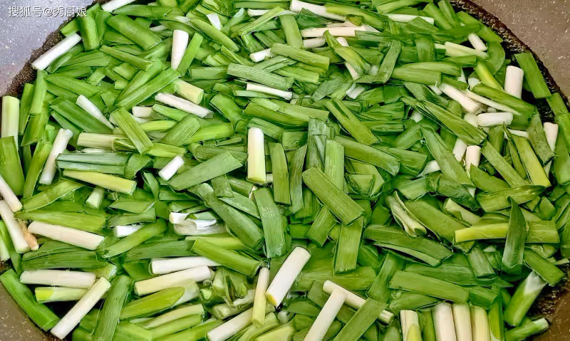 3月，抓緊吃「春天第一鮮」，焯水拌一拌，鮮美營養，開胃又下飯