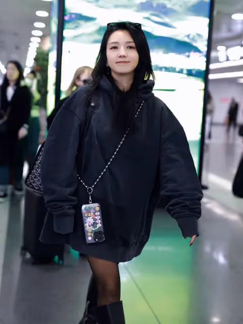 何潔苦練體力，一口氣挑戰麥當娜16個深蹲，為浪姐舞台拼了