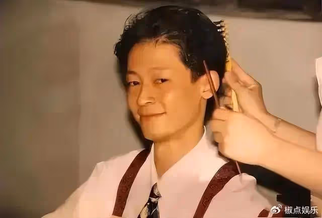 王志文有多牛？談了7任女友，最後娶蘭博基尼總裁，和兒子像爺孫
