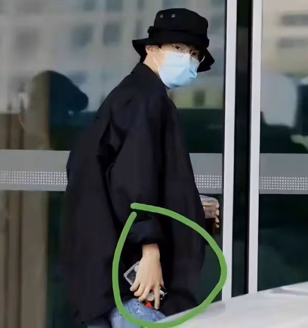 劉昊然周冬雨被曝分手了!男方氣質回春,女方曬旅遊照疑似散心