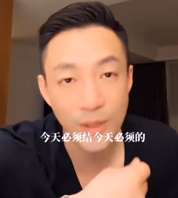 透視裝、胸貼、紅美甲，參加葬禮的大S，撕開了娛圈審美的遮羞布