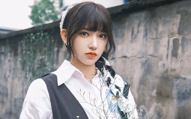 程瀟片場成「投喂女神」,導演郭敬明點贊,程瀟的敬業態度曝光!