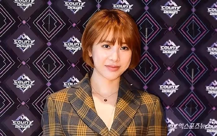 韓國女星，結婚僅一年就離婚，曾表示不會分手，所屬社回應