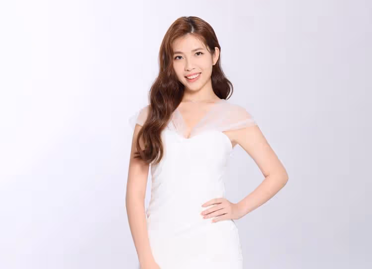 九頭身模特兒嚴嘉瑋美翻了 高顏值撞臉許瑋甯王祖賢