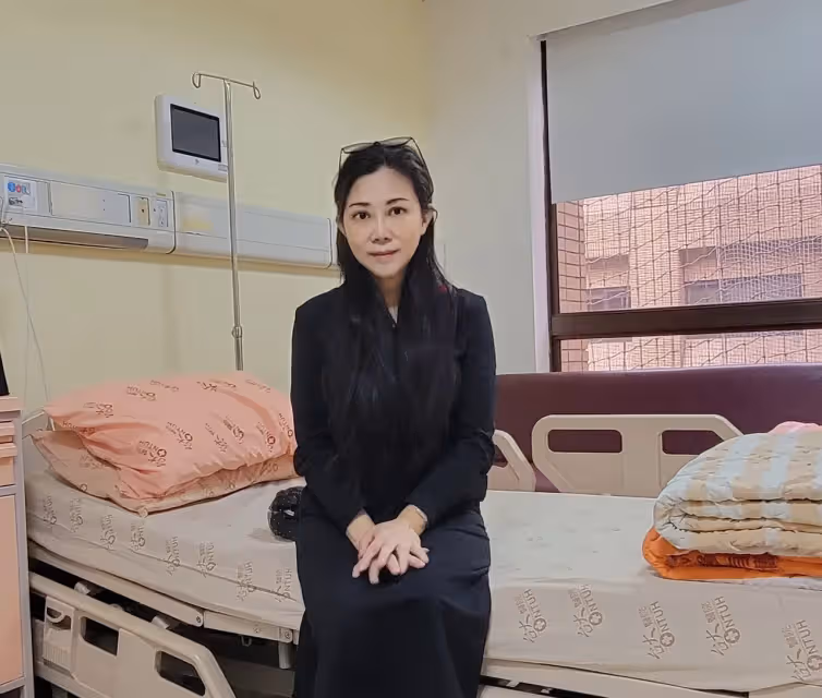 百萬作家「臉色發黃」急住院　驚見2.3公分腫瘤！傻眼高階健檢沒驗到