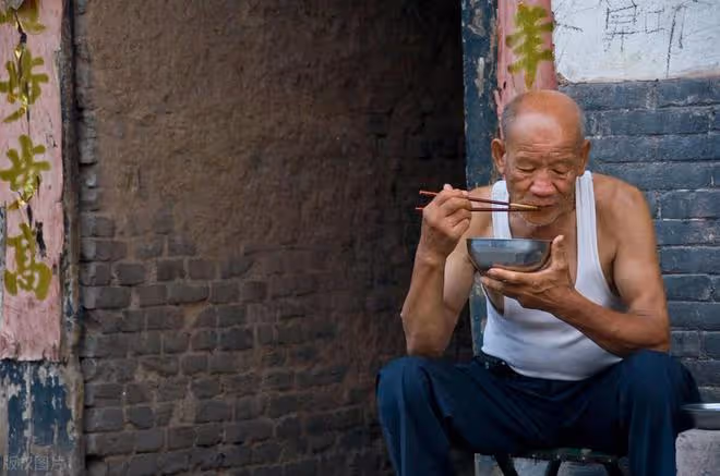 養生是一道偽命題,刻意追求健康的人,往往沒有順其自然的人長壽