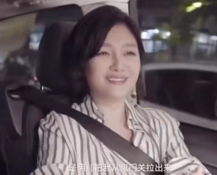大S真懷孕生產了？汪小菲照顧倆孩子近一個月，保姆回來後接手