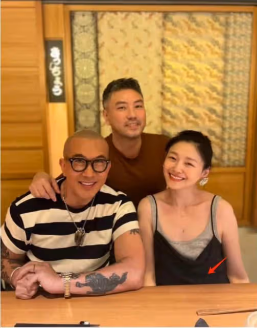 大S真懷孕生產了？汪小菲照顧倆孩子近一個月，保姆回來後接手