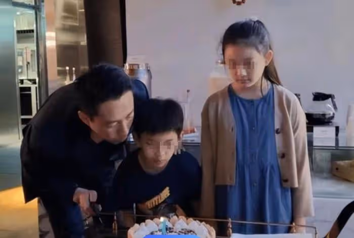 大S真懷孕生產了？汪小菲照顧倆孩子近一個月，保姆回來後接手