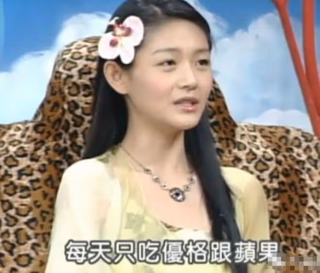 48歲大S的白頭髮，卻讓人看到了她的「不容易」