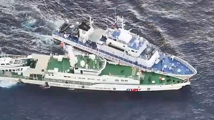 台灣學起來？中國海警撞菲船艦　90字開砲「責任完全在菲方」