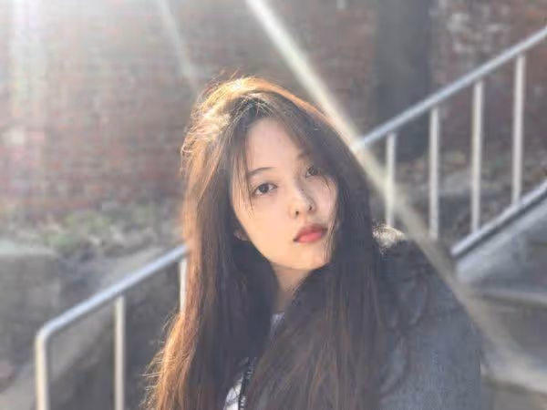 《天空之城》28歲金寶羅愛上大6歲導演　「拍鬼片遇真愛」6月結婚