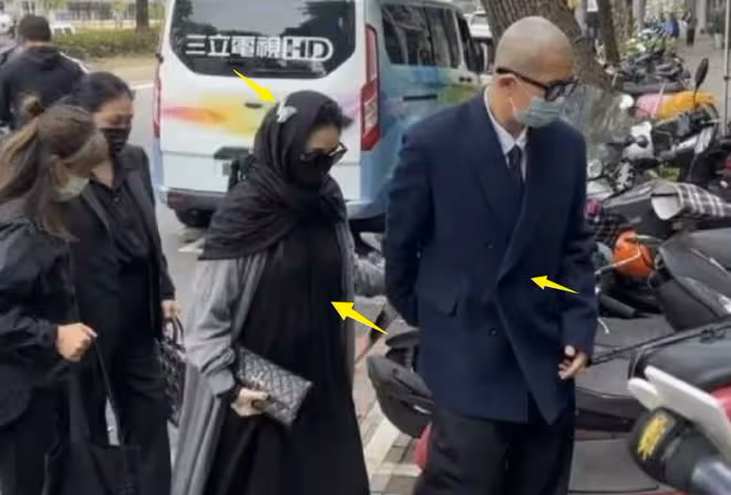 汪小菲直播間被沖！被喊話上大S同款胸貼，本人反應被指沒放下！