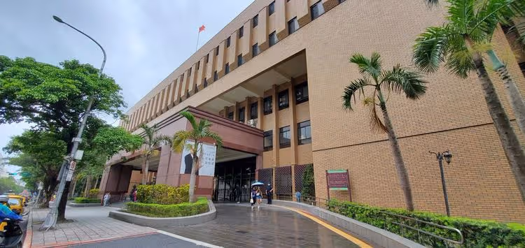 香港旭暉集團涉吸金百億！已百人報案被騙28億　檢調18路搜索