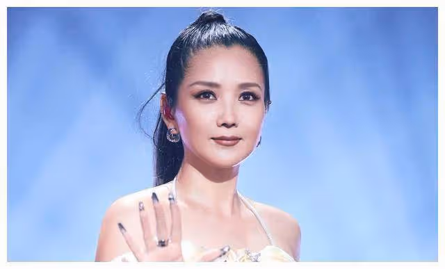 《浪姐5》完整名單曝光!備受爭議,無定C位,6國際藝人加盟!