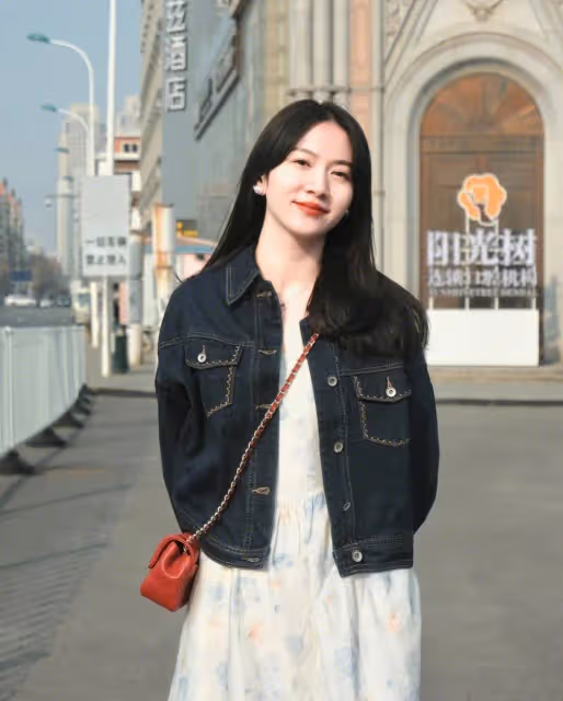 茵曼文藝休閒，弔帶裙 已經開始期待春天啦