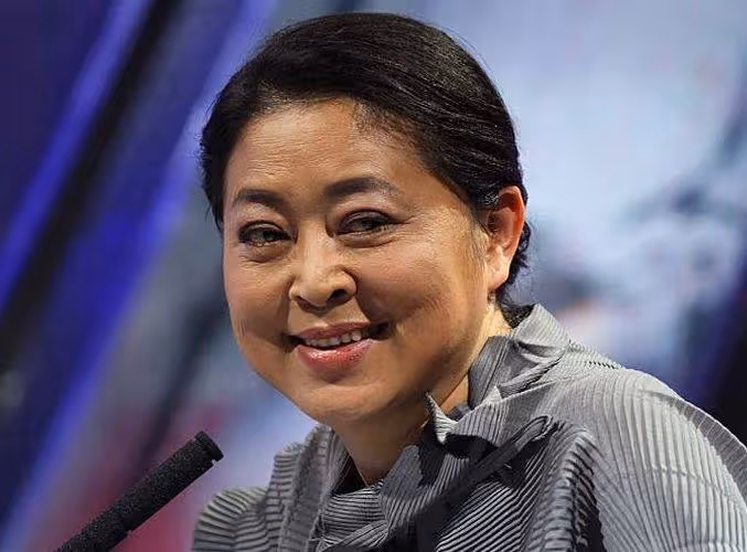 曾經美得不可方物,如今走在路上已認不出,這4位女星真的老了