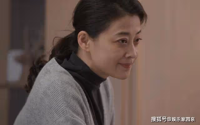 《江河日上》洗漱完畢,妻子反鎖的房門,扯破了中年婚姻的遮羞布