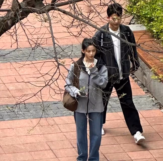 看了楊超越的生圖,我終於理解了為什麼沒有基礎,她就能演女主!