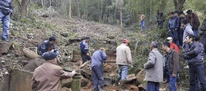 皇城灣小山坡詭異叢生，詭異巨響遭專家圍觀，四大鎮館之寶重現