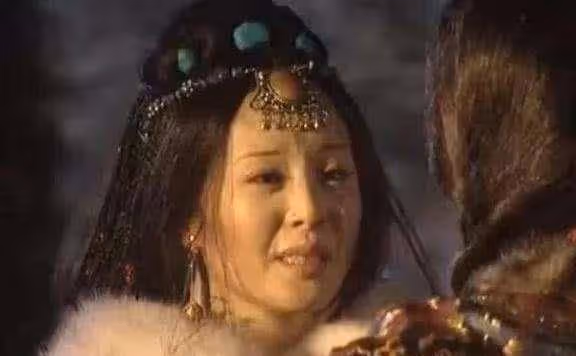 他是康熙一生的宿敵,曾硬抗大清和沙俄兩大帝國,死因卻至今成謎