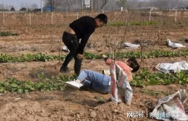 世事難料,我跟妻子從小愛打鬥,沒想到長大後結成夫妻