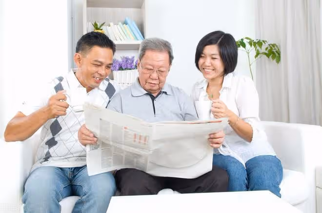 這幾種「啃小」方式正在蔓延,它比「啃老」更讓人心寒,兒女無奈