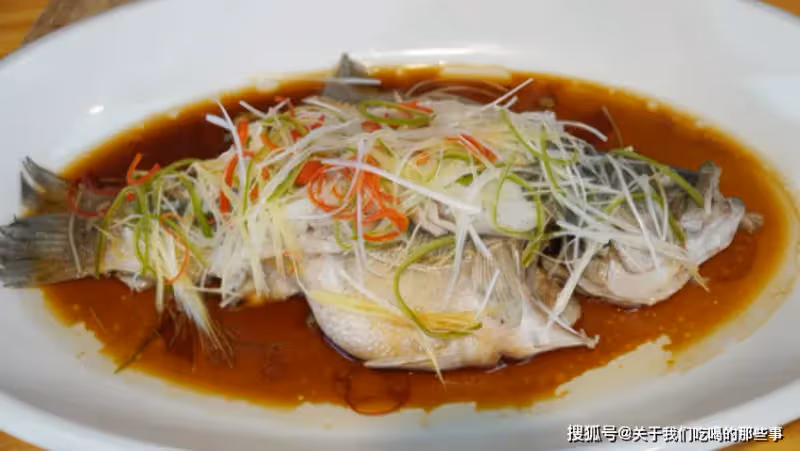 清蒸鱸魚,蒸多長時間最好?牢記2個要點,不然鱸魚不鮮也不嫩