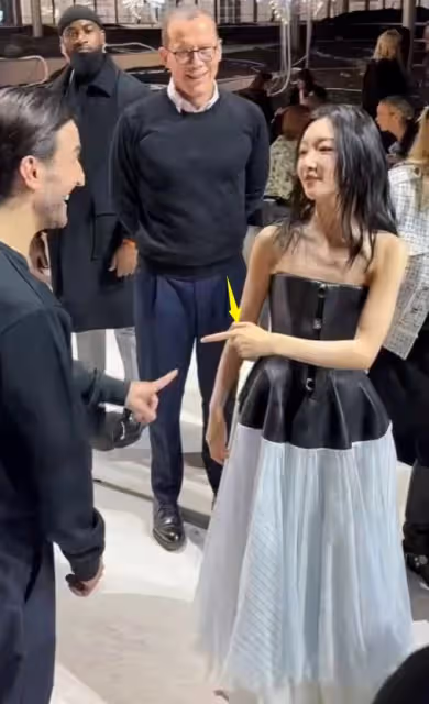 衣服丑、造型土、發質差,巴黎時裝周這一夜,時尚被撕得稀碎!