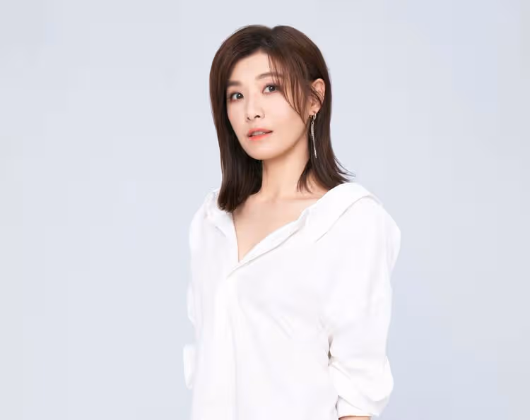 蘇慧倫53歲美成這樣合理嗎？！縱橫樂壇33年凍齡還不夠音色更保鮮