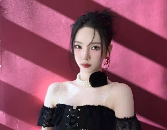 Karina親自發聲道歉了! 認愛李宰旭惹怒粉絲「對不起讓大家失望」