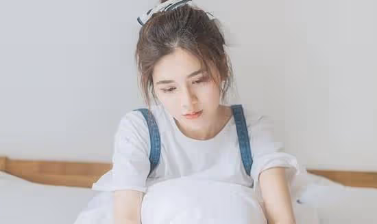 我媽因8萬手術費落下殘疾,你爸一瓶酒12萬,離婚就公平了
