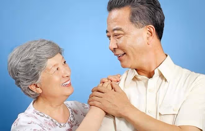 退休後，和親家見面，要做到「三不問，四不說」！別不知道，看看