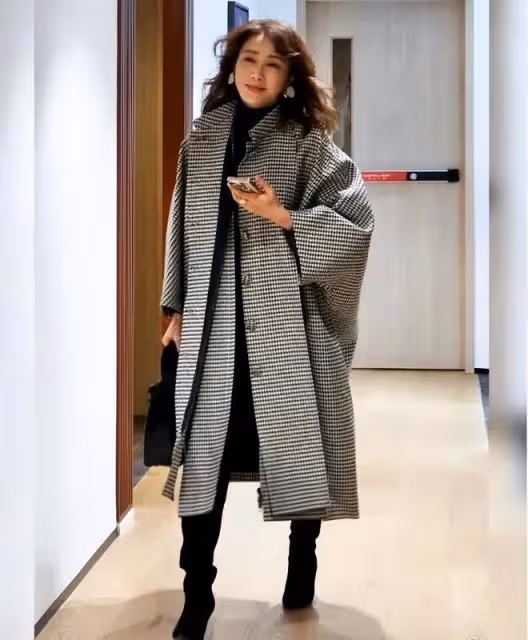 52歲黎姿不美顏生圖,網友感嘆都老成這樣了還這麼漂亮,保養太好