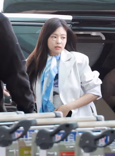 韓媒太真實!Jennie「破相」照不修就放出來,講真是有些「丑」