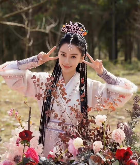 楊穎的古裝造型又出圈了!34歲堪比20歲!顏值真的頂!