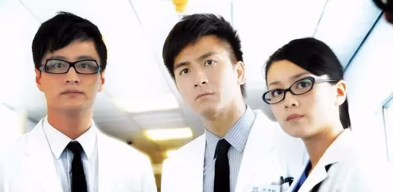 恭喜!前華姐冠軍張慧雯法律系畢業,曾被誤會藏毒致演藝事業停滯
