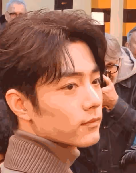 把32歲肖戰跟26歲王一博放一起對比，我才明白，什麼叫頂級骨相
